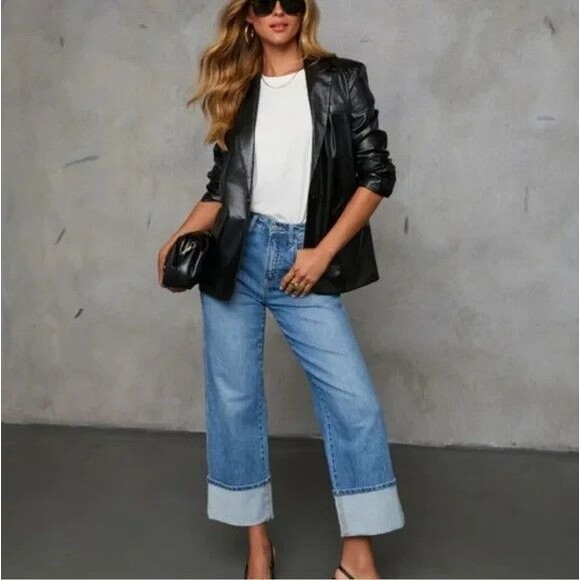 VICI Vegan Leather Black Blazer 2 pocket 1 button vented back Sz L NWT - Picture 2 of 4